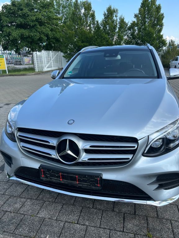 Silber Gebraucht 2016 Mercedes GLC250 SUV | 25.000 € (Guter Preis) - Bild 1/4
