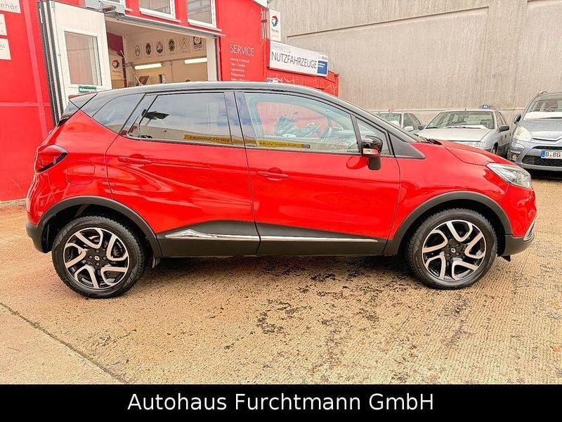 Dezirrotmetallic Gebraucht 2016 Renault Captur XMOD SUV | 10.890 € (Fairer Preis) - Bild 1/4