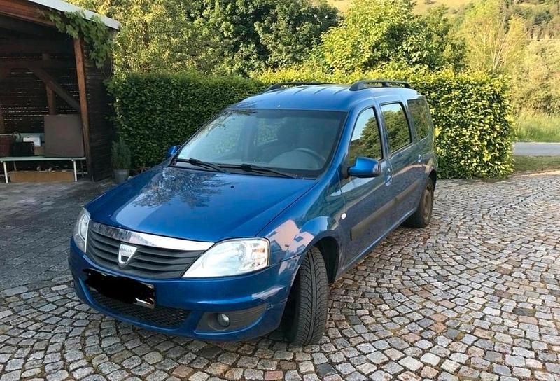 Blau Gebraucht 2009 Dacia Logan Limousine | 1.150 € (Guter Preis) - Bild 1/4