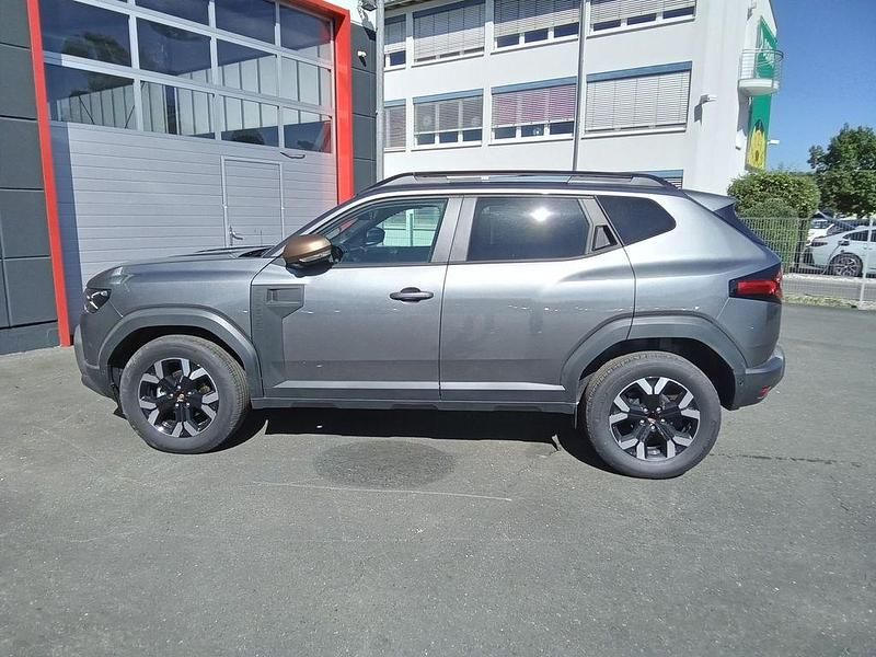 Gebraucht Dacia Duster Extreme 131 PS (96 kW) 2025 Shadow grey /grau SUV