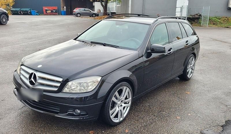 Schwarz Gebraucht 2011 Mercedes C180 Kombi | 2.999 € (Superpreis) - Bild 1/4