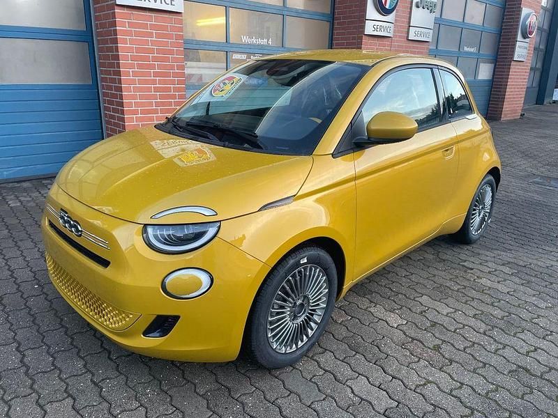 Neu Fiat 500 65 PS (47 kW) 2026 Grün
