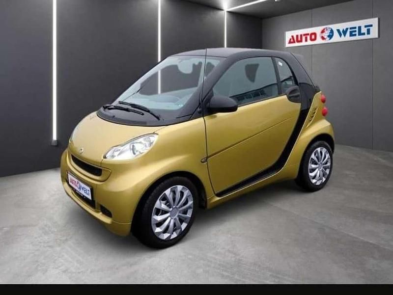 Gebraucht Smart ForTwo Coupé Pure 61 PS (44 kW) 2009 Gold Coupé