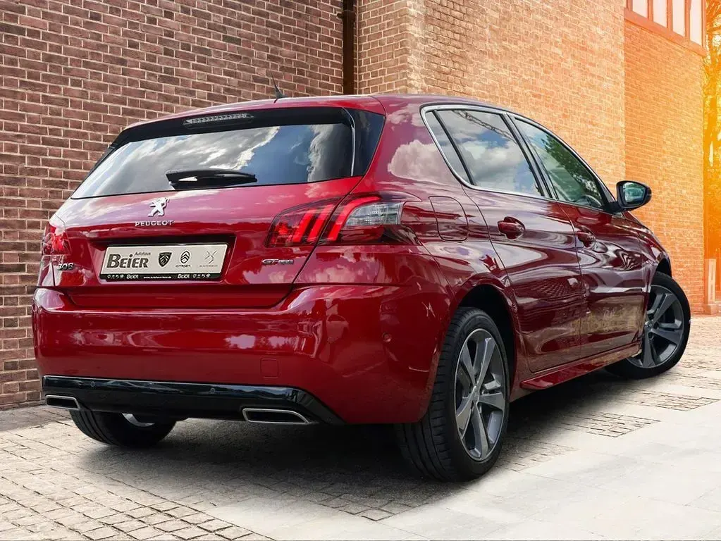 Gebraucht Peugeot 308 GT-line 131 PS (96 kW) 2019 Rot Limousine