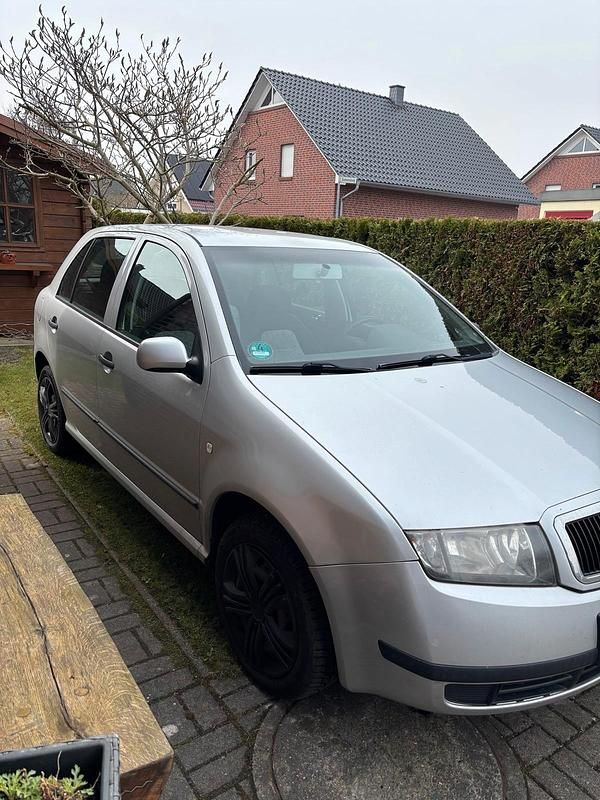 Gebraucht Skoda Fabia 75 PS (55 kW) 2004 Silber Kleinwagen