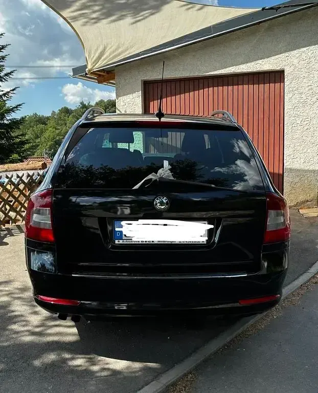 Gebraucht Skoda Octavia 160 PS (117 kW) 2012 Schwarz Kombi