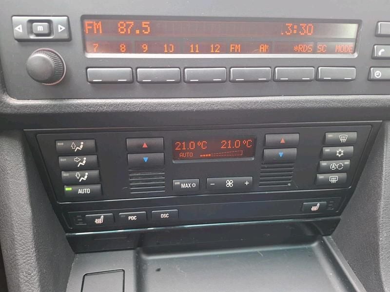 Gebraucht BMW 520 170 PS (125 kW) 2001 Silber Kombi