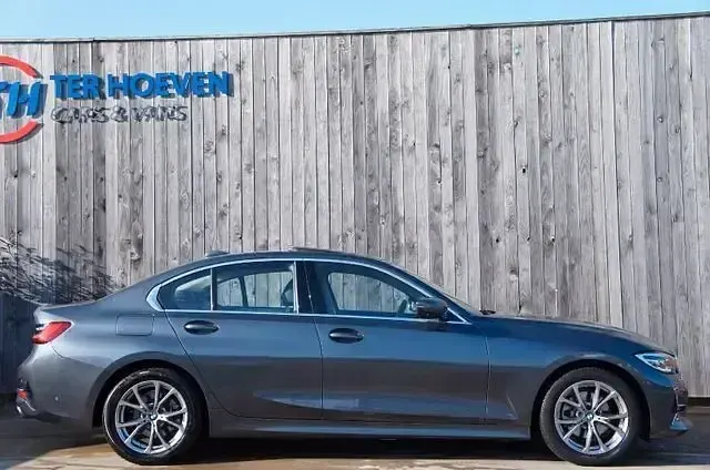 Gebraucht BMW 320 Luxury Line 190 PS (139 kW) 2020 Grau Limousine