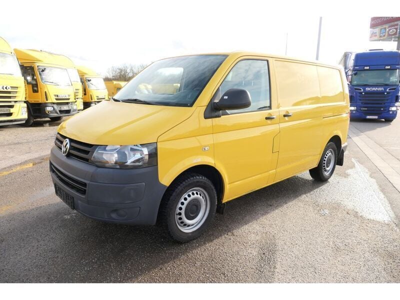 Gebraucht VW T5 84 PS (61 kW) 2012 Ginstergelb r1032 Van