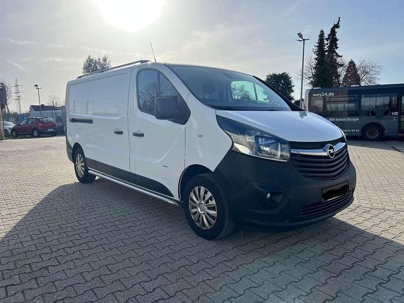 Gebraucht Opel Vivaro 125 PS (91 kW) 2018 Weiß Van / Kleinbus