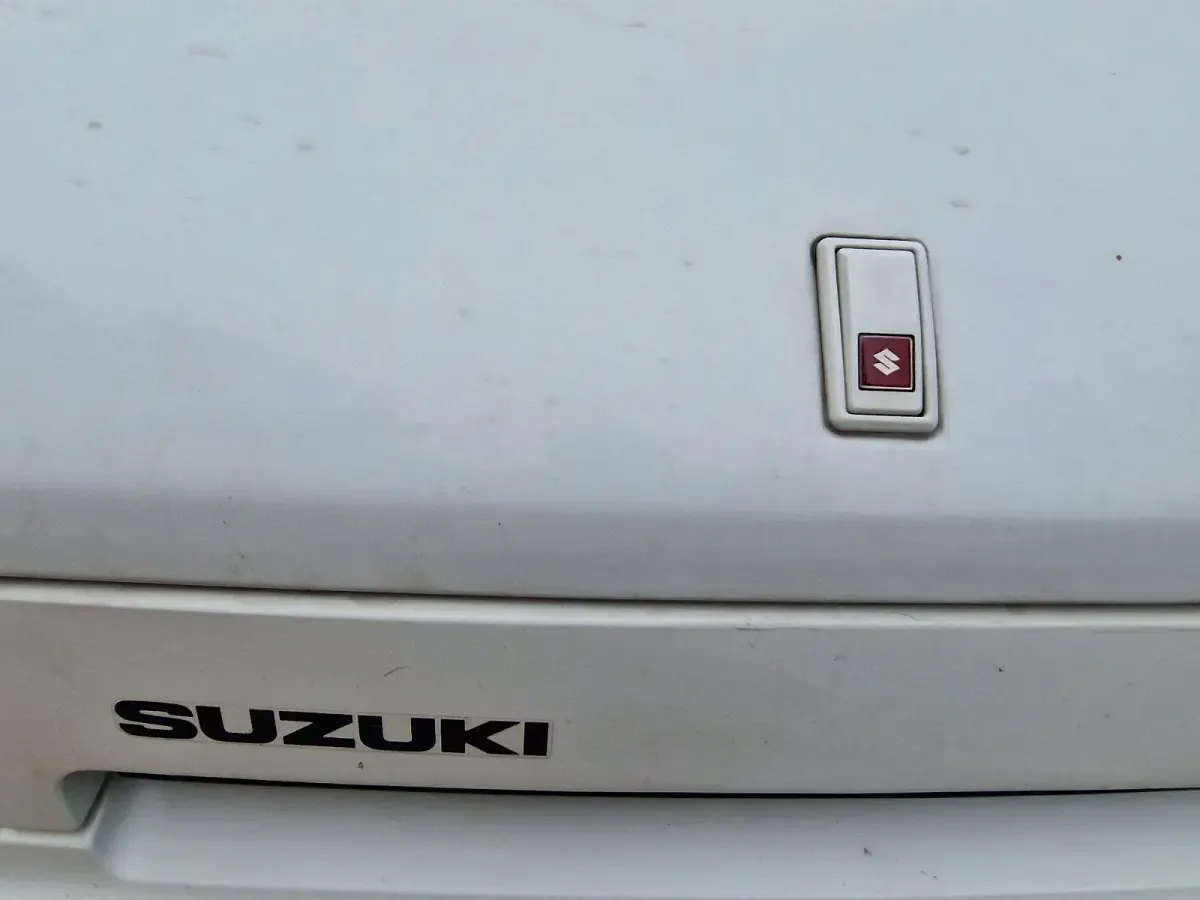 Gebraucht Suzuki Swift 70 PS (51 kW) 1988 Weiß Coupé