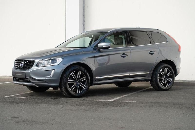 Gebraucht Volvo XC60 Summum 245 PS (180 kW) 2017 Grau SUV