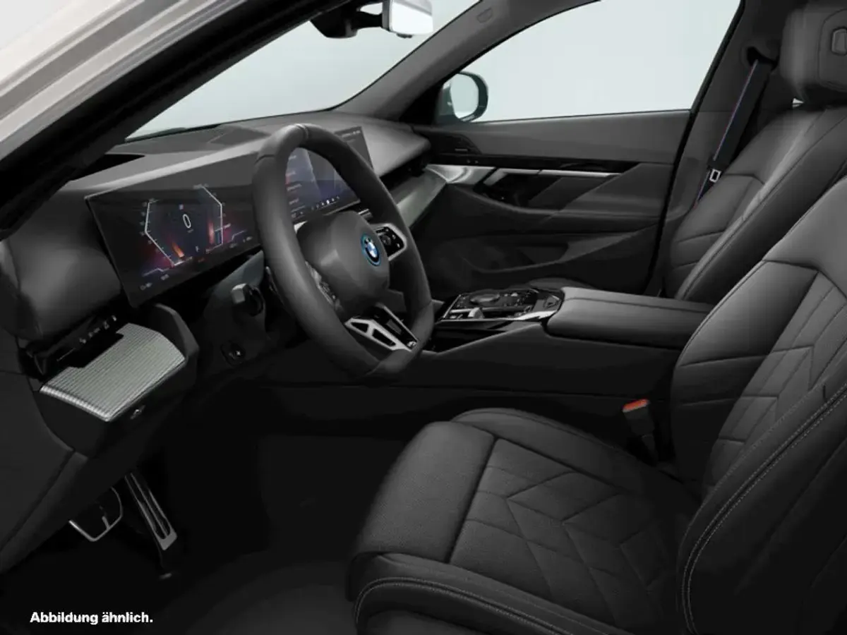 Neu BMW i5 M Sport 289 kW (394 PS) 2026 Oxidgrau Kombi