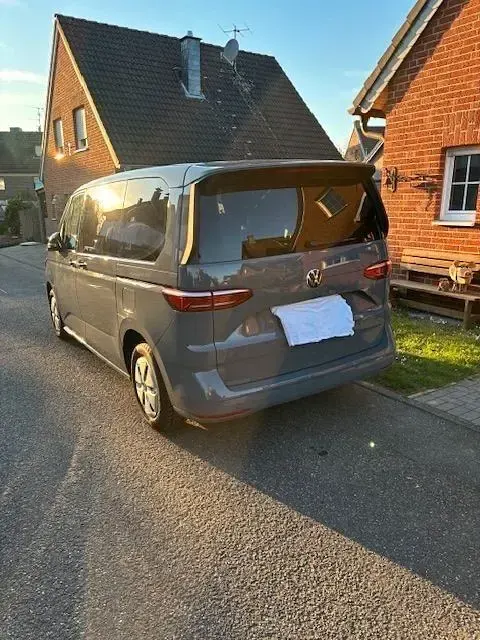 Usata VW T7 150 CV (110 kW) 2024 Grigio Furgone