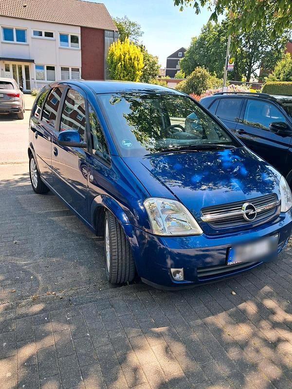 Grün Gebraucht 2005 Opel Meriva Van / Kleinbus | 1.800 € (Fairer Preis) - Bild 1/4