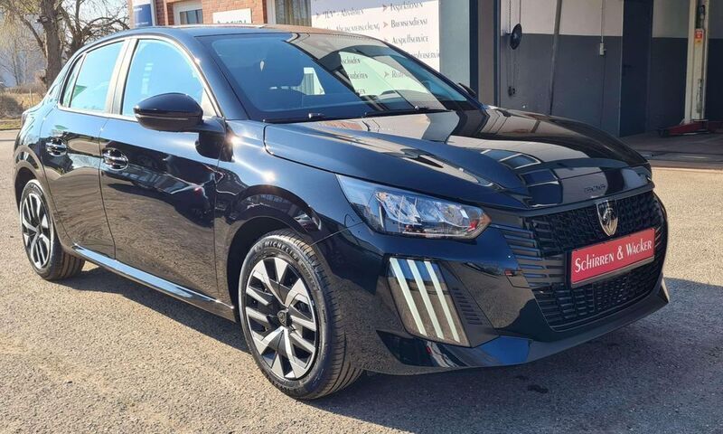 Schwarz perla nera Neu 2024 Peugeot 208 Active Kleinwagen | 17.950 € (Guter Preis) - Bild 1/4