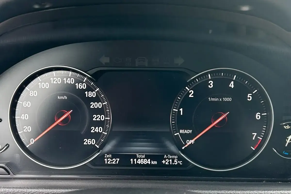 Gebraucht BMW 330 Luxury Line 256 PS (188 kW) 2018 Andere farben Limousine