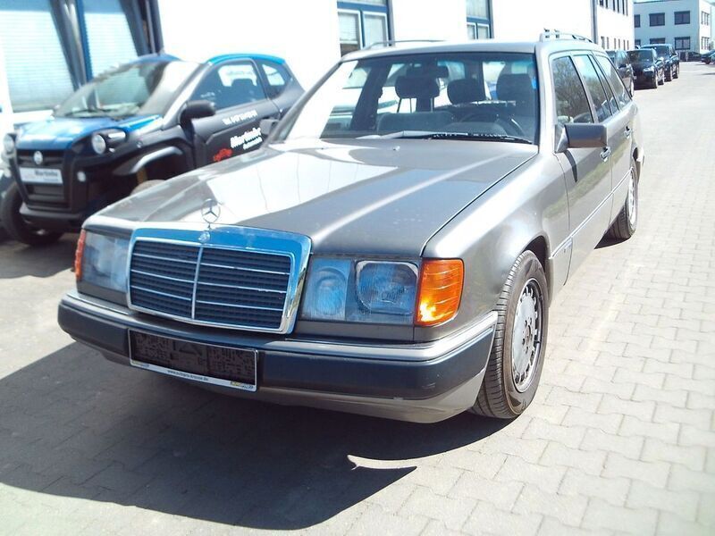 Gebraucht 1990 Mercedes E300 Sportline Kombi | 3.990 € - Bild 1/4