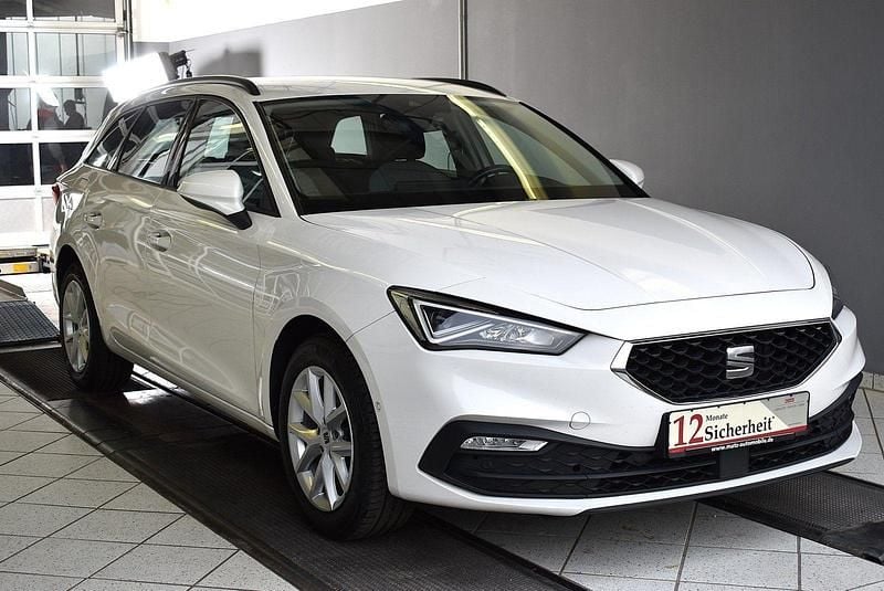 Gebraucht Seat Leon Style 150 PS (110 kW) 2021 Weiß Kombi