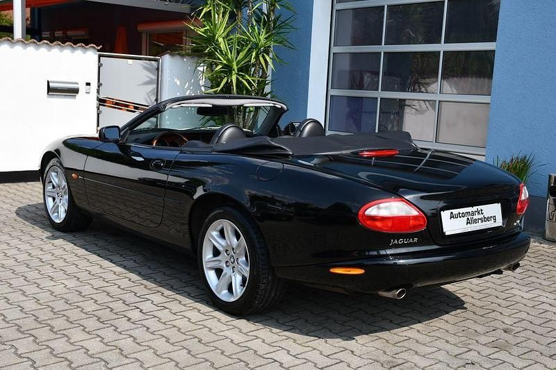 Gebraucht Jaguar XK8 284 PS (208 kW) 1999 Schwarz Cabrio