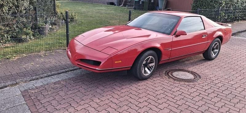 Schwarz Gebraucht 1991 Pontiac Firebird Coupé | 7.900 € - Bild 1/4