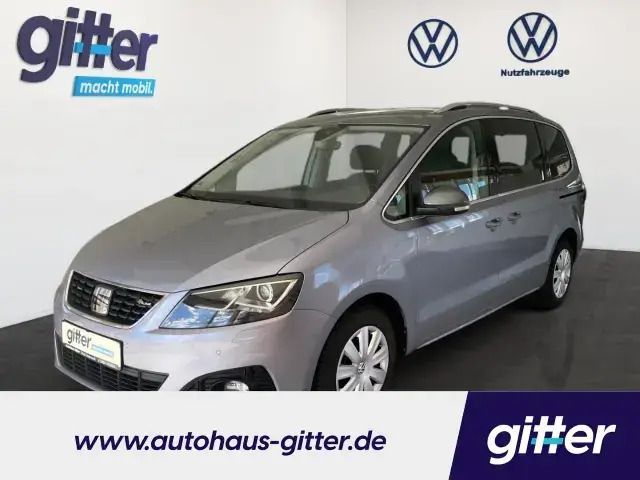 Hellgrau Gebraucht 2020 Seat Alhambra FR-Line Van / Kleinbus | 33.890 € (Teuer) - Bild 1/4
