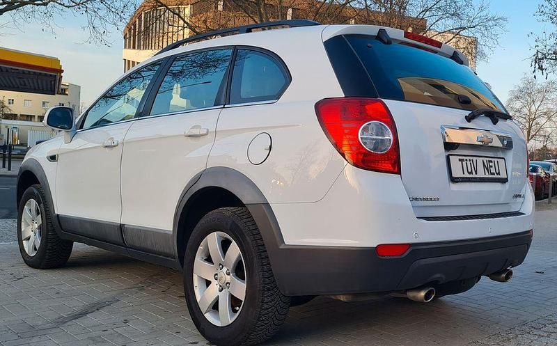 Gebraucht Chevrolet Captiva LT 167 PS (122 kW) 2012 Weiß SUV