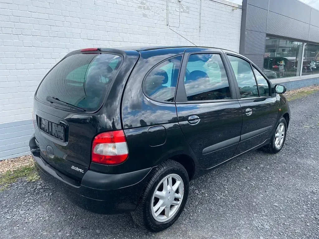 Gebraucht Renault Scénic Authentique 102 PS (75 kW) 2003 Schwarz Van / Kleinbus