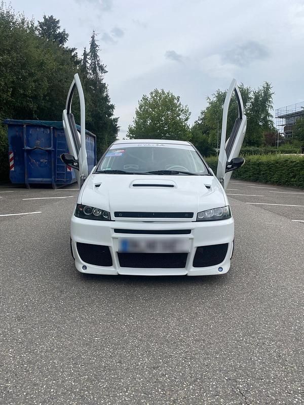 Gebraucht Fiat Punto 131 PS (96 kW) 2002 Weiß Kleinwagen