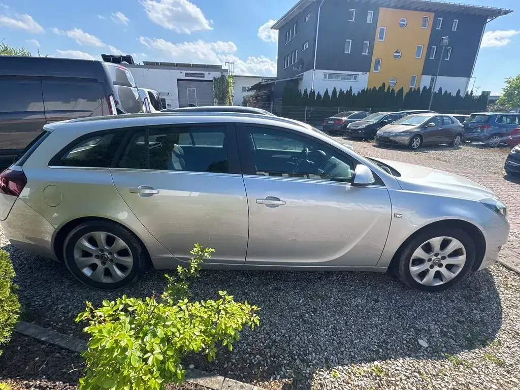 Gebraucht Opel Insignia Edition 136 PS (100 kW) 2015 Silber Kombi