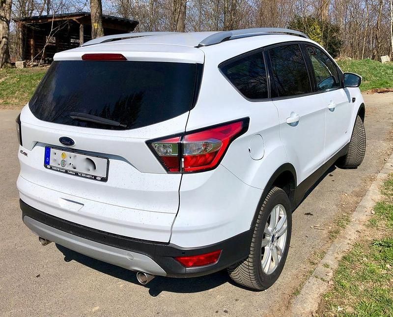 Gebraucht Ford Kuga Cool & Connect 150 PS (110 kW) 2018 Weiß SUV
