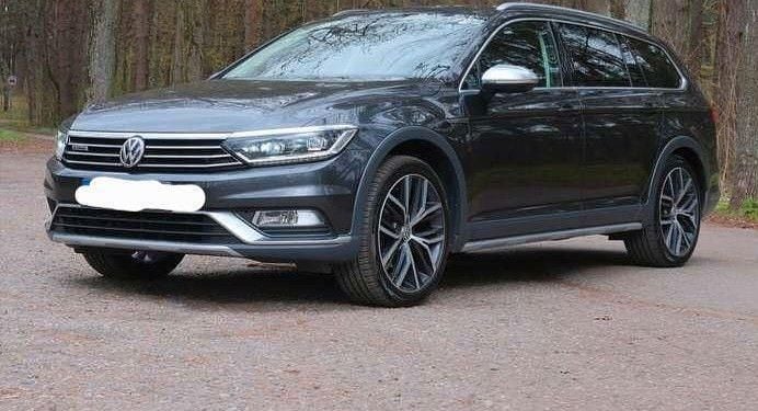 Second-hand VW Passat 150 CP (110 kW) 2017 Bej Berlinǎ