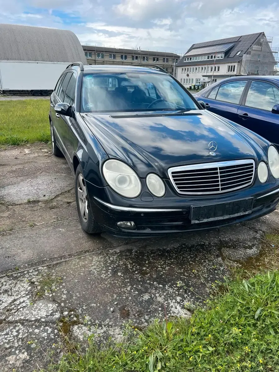 Brugt Mercedes E280 177 HK (130 kW) 2004 Sort Stationcar