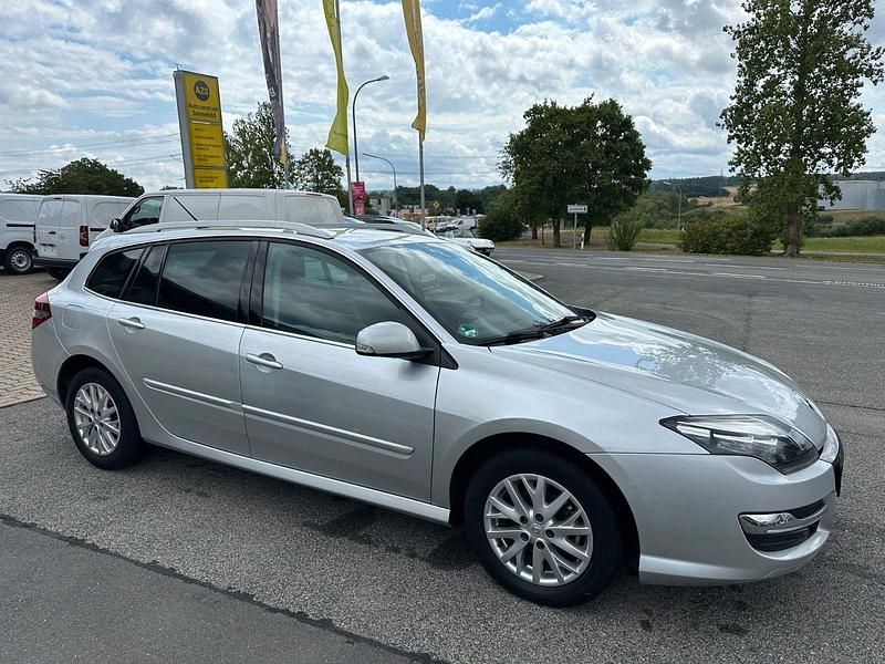 Gebraucht Renault Laguna III Initiale Paris 110 PS (80 kW) 2014 Silber Kombi