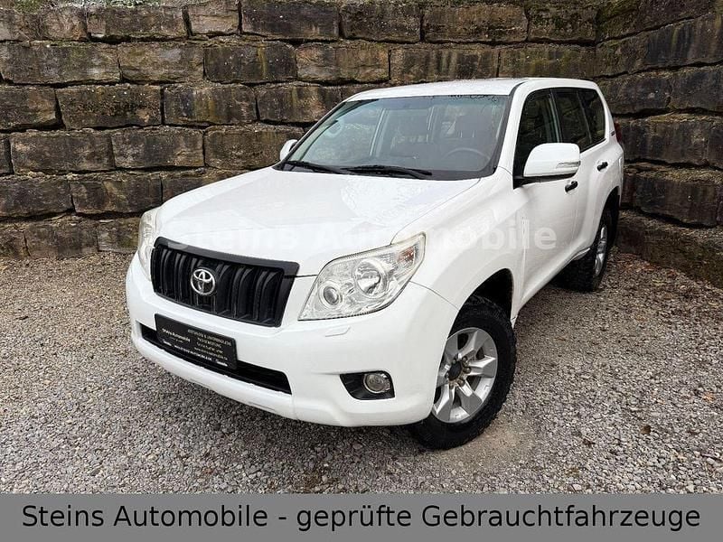 Gebraucht Toyota Land Cruiser Anniversary 190 PS (139 kW) 2014 Weiß SUV