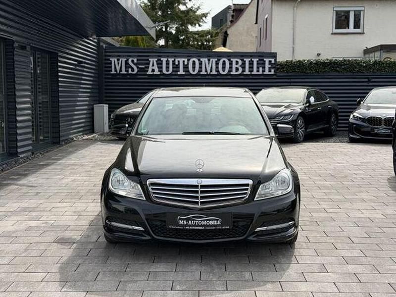 Gebraucht Mercedes C180 Avantgarde 156 PS (114 kW) 2012 Schwarz Limousine