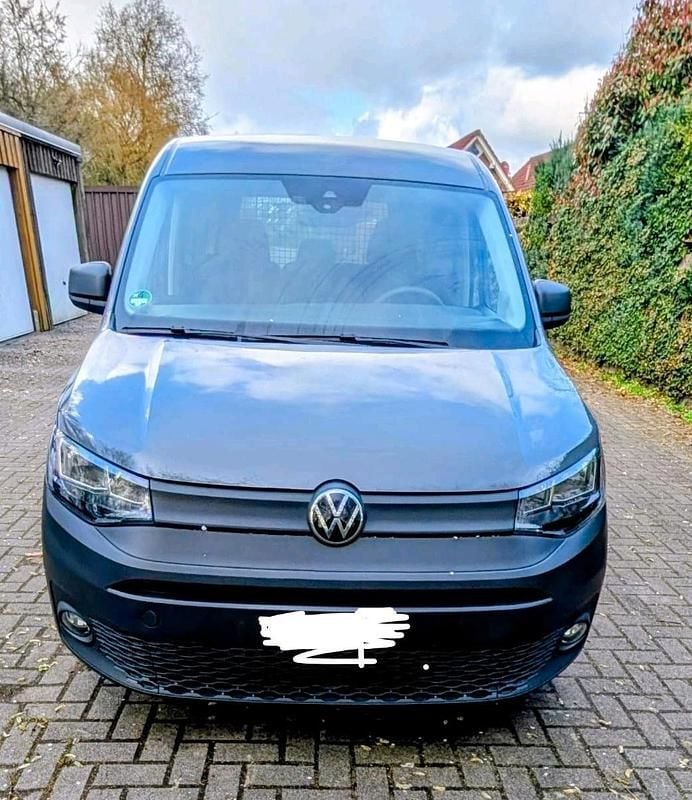 Gebraucht VW Caddy 102 PS (75 kW) 2022 Grau Van / Kleinbus