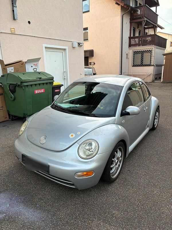 Silber Gebraucht 2001 VW Beetle Kleinwagen | 1.900 € (Fairer Preis) - Bild 1/4