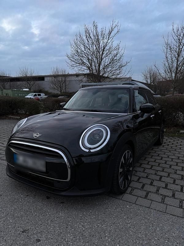 Gebraucht Mini Cooper 136 PS (100 kW) 2022 Schwarz Kleinwagen