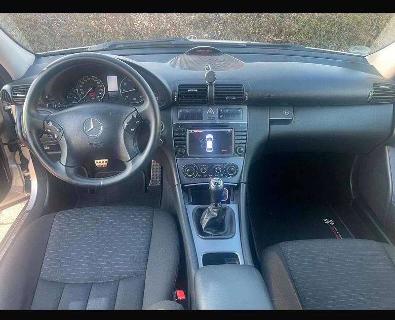 Gebraucht Mercedes C180 2004 Silber Limousine