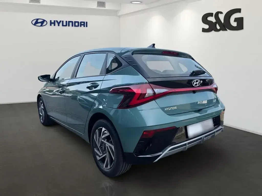 Neu Hyundai i20 Trend 90 PS (66 kW) 2026 Mic (gruen Kleinwagen