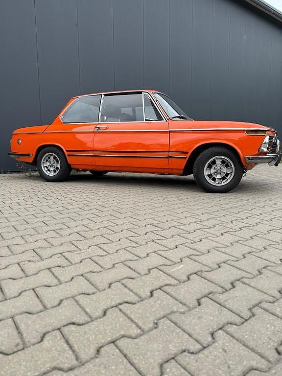 Gebraucht BMW 2002 101 PS (74 kW) 1972 Orange Limousine