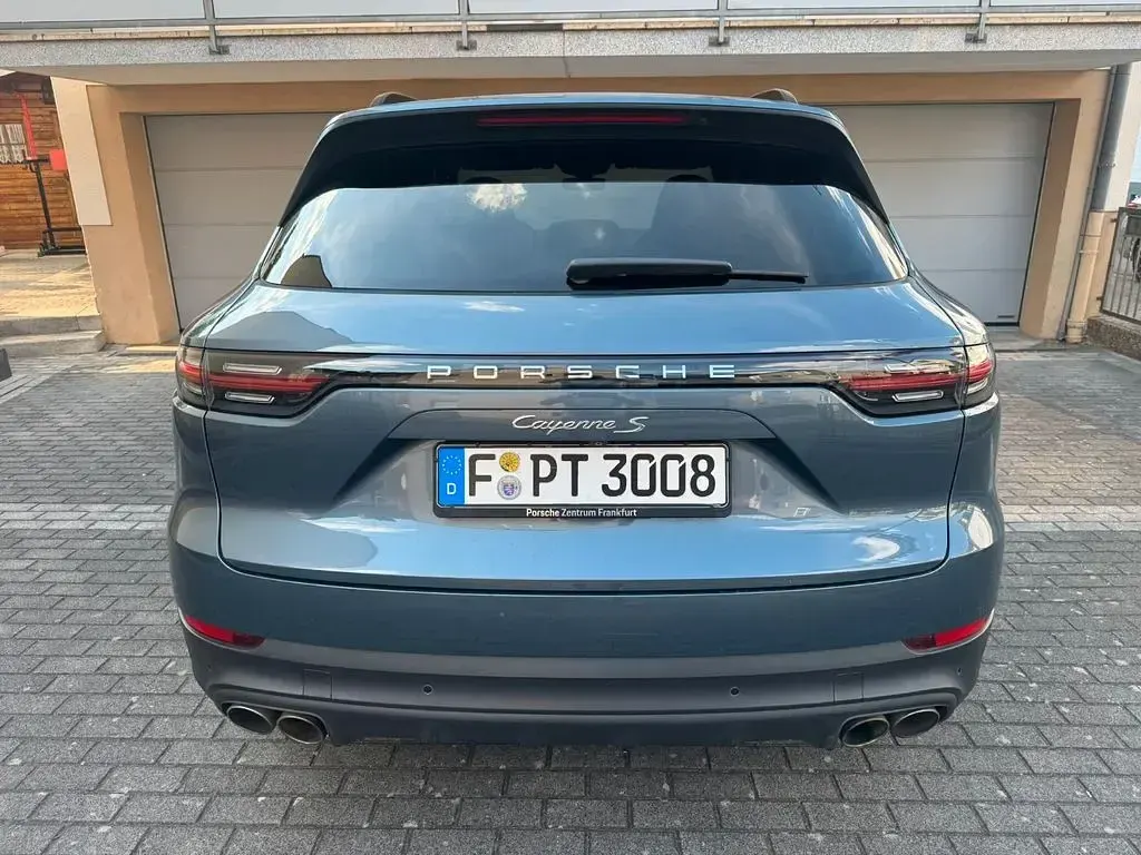 Gebraucht Porsche Cayenne 441 PS (324 kW) 2018 Blau SUV