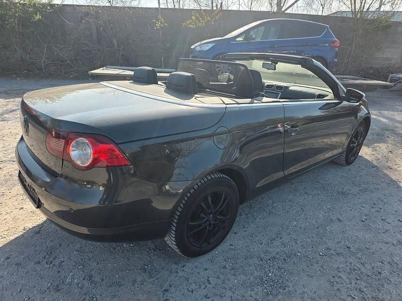 Gebraucht VW Eos 140 PS (102 kW) 2009 Braun Cabrio