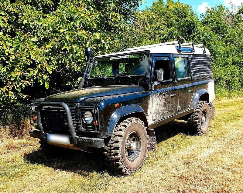 Gebraucht Land Rover Defender 122 PS (89 kW) 2002 Schwarz Kombi