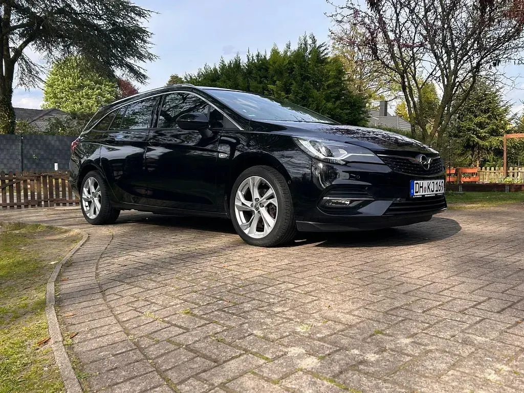 Używany Opel Astra Elegance 145 KM (106 kW) 2020 Czarny Kombi