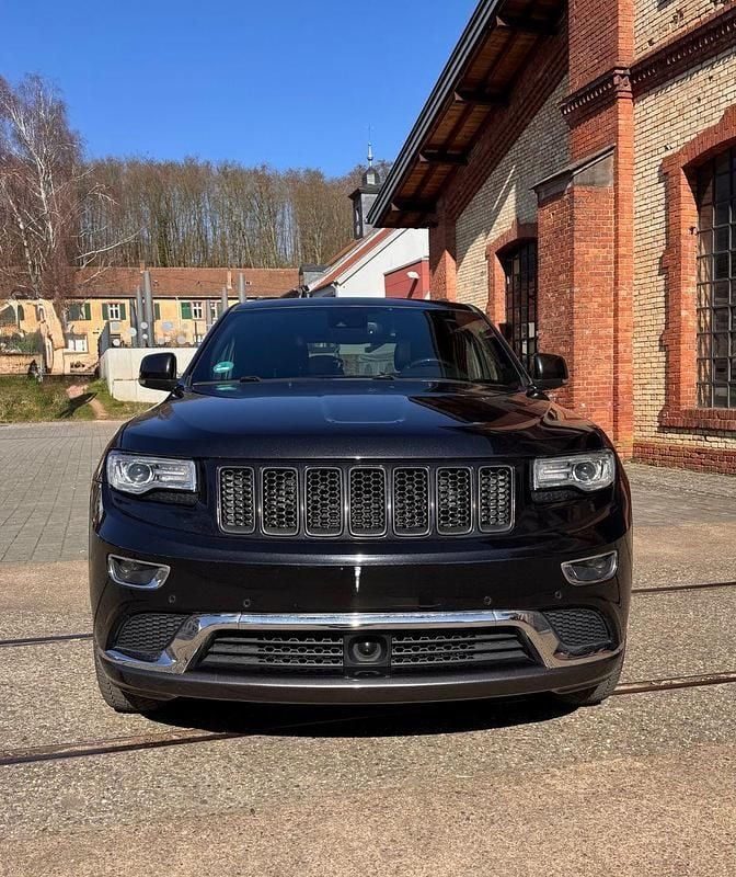 Gebraucht Jeep Grand Cherokee Summit 250 PS (183 kW) 2016 Schwarz SUV