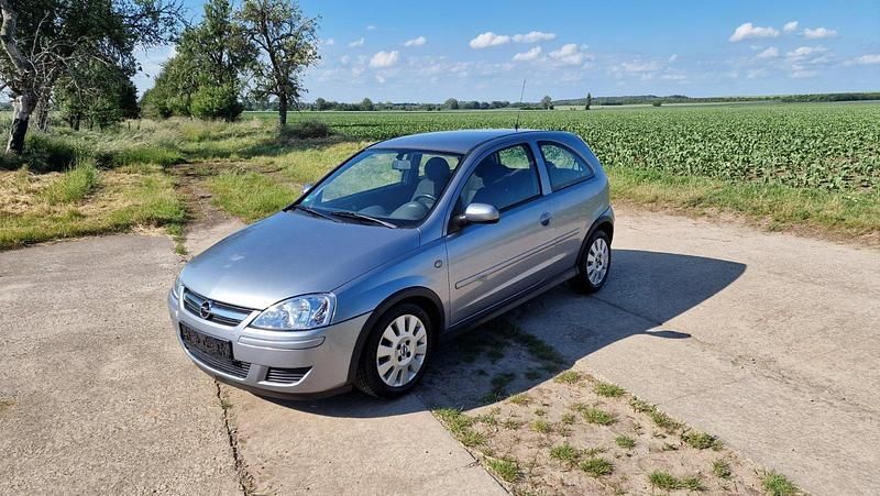 Andere farben Gebraucht 2005 Opel Corsa Kleinwagen | 2.100 € - Bild 1/4
