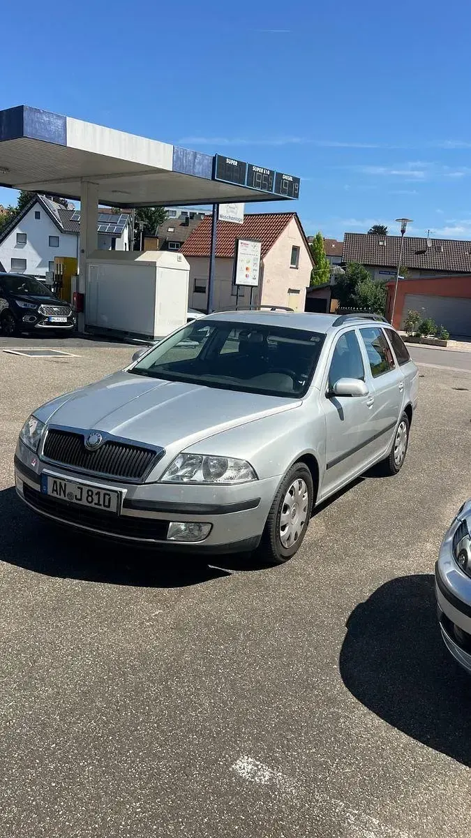 Gebraucht Skoda Octavia Elegance 140 PS (102 kW) 2004 Silber Kombi