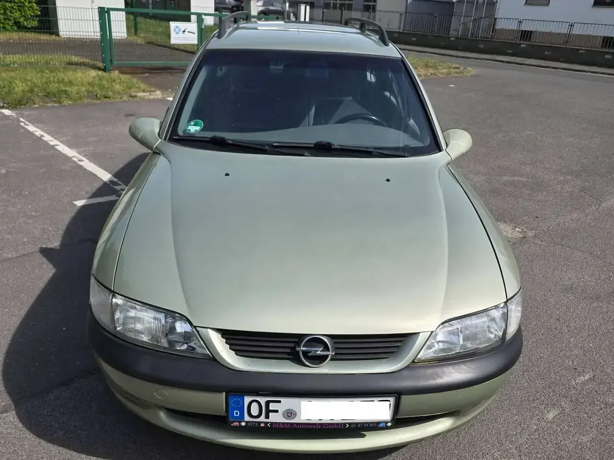 Gebraucht Opel Vectra 116 PS (85 kW) 1997 Grün Kombi